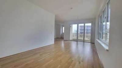 2-Zimmer-Wohnung mit Balkon, Top 8