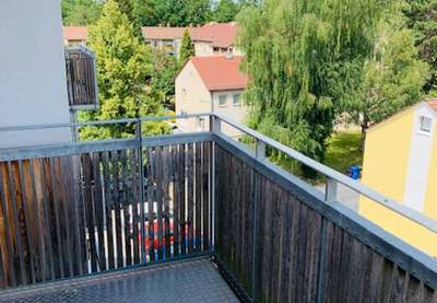 Gemütliche Wohnung mit Balkon nahe Dutzendteich
