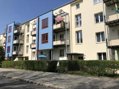 Altbauwohnung mit Balkon in ruhiger Wohnlage · frei ab 01.10.2026