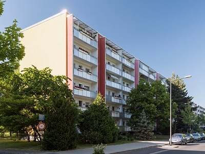 Herzlich willkommen: wir sanieren für Sie eine 3-Zimmerwohnung im Erdgeschoß mit Balkon!