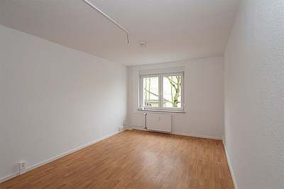 1-Raum-Wohnung Straße der Befreiung 16 · Einziehen, wohlfühlen, losleben · frei ab 01.10.2026