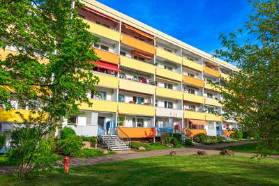 3-Raum-Wohnung, Max-Planck-Straße 24 · Eckersbach · 4. OG · zzgl. Genossenschaftsanteile · Verfügbarkeit: sofort