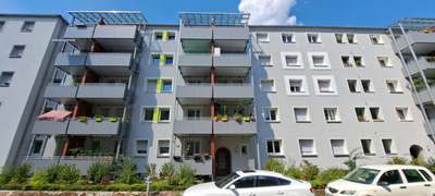 Geräumige 2-Zimmer-Wohnung mit Balkon im 4. OG in 90443 Nürnberg · frei ab 15.09.2026