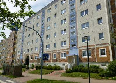 Schöne 3-Raum-Wohnung in Rostock - Toitenwinkel · frei ab 20.11.2026