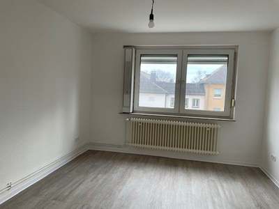 Citywohnung: Sanierte 3-Zimmerwohnung mit Balkon
