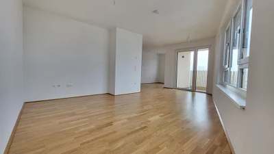 2-Zimmer-Wohnung mit Balkon, Top 18
