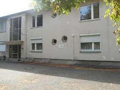 2-Zimmer-Wohnung in Steglitz. Anmietung ab 55 Jahren. WBS erforderlich.