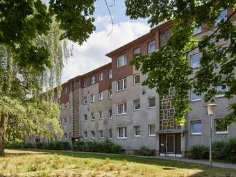 Familienwohnung im Grünen!