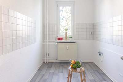 Lichterfüllte 3-Raum-Wohnung mit Balkon