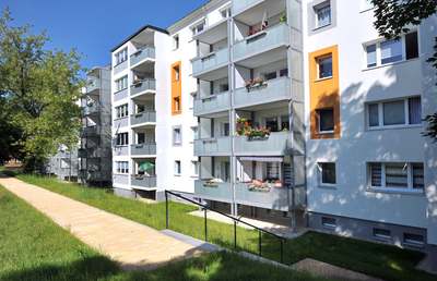Schicke 2-Raum-Wohnung mit Balkon · frei ab 01.01.2027