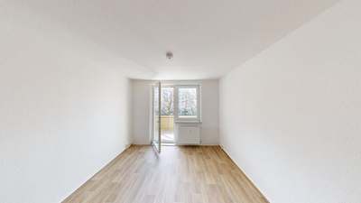 2-Raum-Wohnung mit Balkon nahe Stadtpark