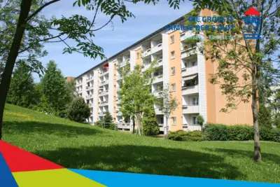 Frisch renoviert – 4-Raum Wohnung in toller Lage