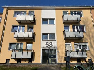 Helles 1-Zimmer-Appartment mit Balkon