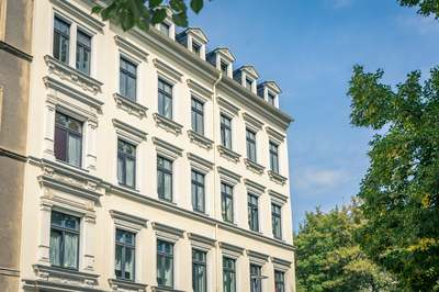 Großzügige 1-Raum-Wohnung mit Wanne