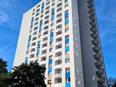 Eine familienfreundliche 3-Zi.-Wohnung mit Balkon und Aufzug wartet auf Sie! Vermietung ab Mitte 09/2026!
