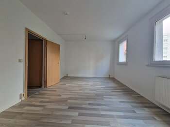 Frisch renovierte Singlewohnung ab Mitte November