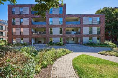 Personen ab 60 Jahren aufgepasst! Schöne barrierearme 2 Zimmer in Hamburg-Stellingen mit §5-Schein