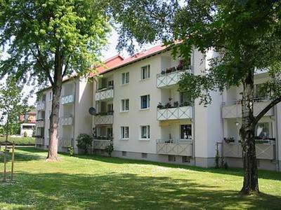 3 Zimmer - Balkon - Bad mit Fenster und Wanne, Bezugsfertig!!!