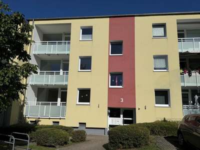 Willkommen Zuhause: kernsanierte 3-Zimmer-Wohnung in Stadtlage
