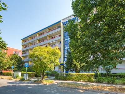 Sanierte Singlewohnung - Balkon mit Grünblick.