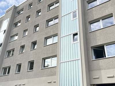 Wohnen am Goldenen Reiter: Modernisierte 3-Raum-Wohnung in Toplage!