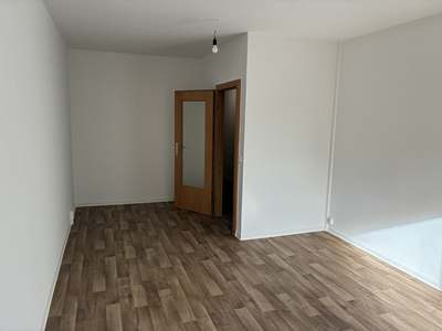 gemütliche 1-Zimmer Erdgeschosswohnung in der Nossener Straße 75 (NUR MIT WBS!)