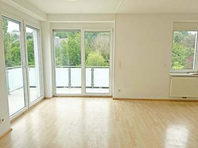 Helle Terrassenwohnung mit 4 Zimmern · Top 10