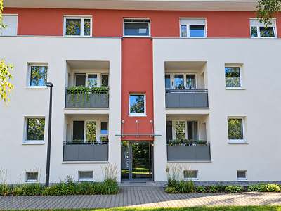 Modernisierte 4-Zimmer-Dachgeschosswohnung mit Balkon auf der Hardhöhe · frei ab 01.01.2027