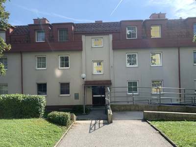 3-Zimmer Wohnung mit Loggia in St. Pölten