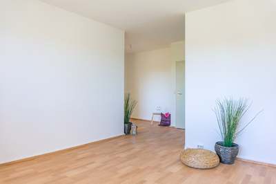 Möblierte 3-Raum-Wohnung mit Wanne