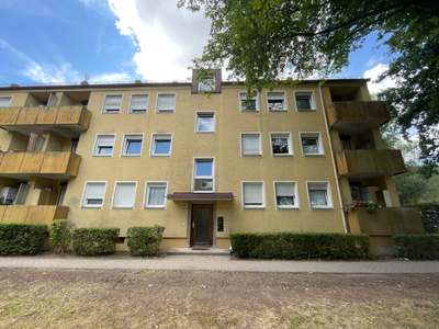 Sanierte, helle 3-Zimmer-Wohnung mit zwei Balkonen im 2. OG in 91522 Ansbach · frei ab 15.10.2026