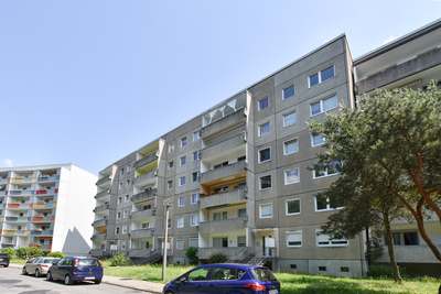 Single-Wohnung mit Einbauküche · Verfügbarkeit: sofort