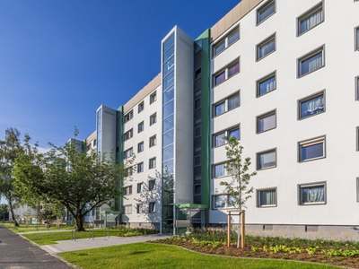 Ein Zuhause für alle: 5-Zimmerwohnung in oberster Etage mit Aufzug!