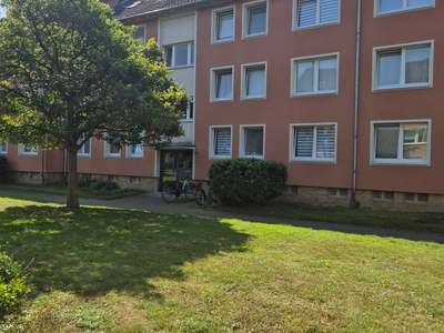 Gemütliche 2-Zimmer-Wohnung mit Balkon · frei ab 01.12.2026