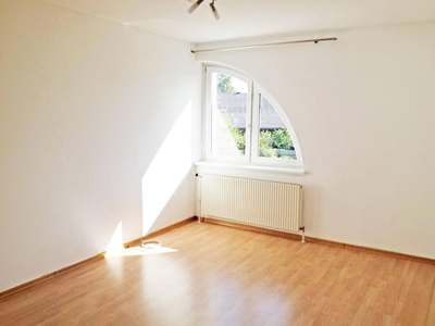 großzügige 2-Zimmer-Wohnung · Top 10
