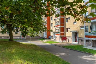 Hoch hinaus! Erstbezug nach Sanierung – schicke Ausstattung · frei ab 01.10.2026