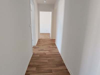 Schöne 2 Zimmer Altbauwohnung direkt am S-Bahnhof Mahlsdorf