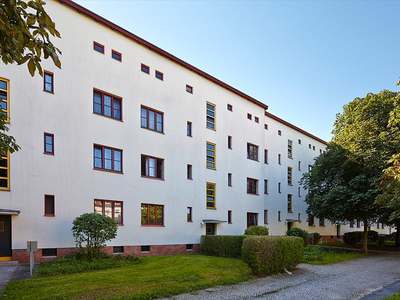 Kleine Wohnung mit Einbauküche!