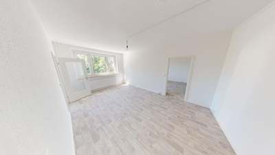 Im Zentrum gelegene 2-Raum-Wohnung mit Balkon · frei ab 01.12.2026