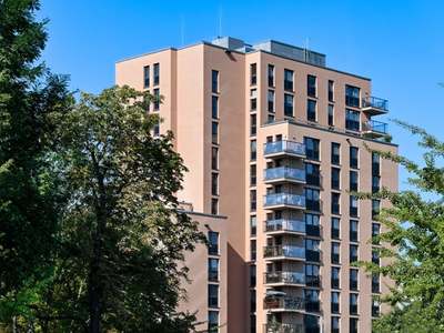 Atemberaubendes Penthouse mit 360°-Panoramablick, weitläufigem Wohnambiente + drei exclusive Bäder!