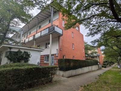 Modernisierte 4- Zimmer- Wohnung auf zwei Ebenen