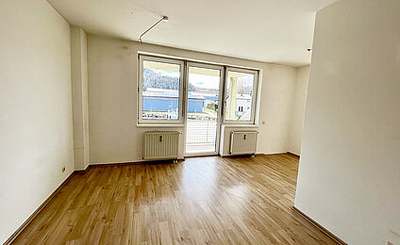 3-Zimmer-Wohnung · Marktplatz 12 / 5 · Dachgeschoss