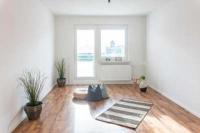 Lichterfüllte 4-Raum-Wohnung mit Balkon