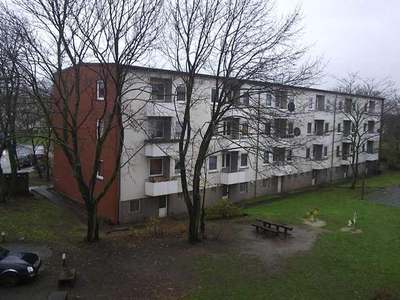 Stop! Günstig geschnittene 2,5-Zimmer-Wohnung