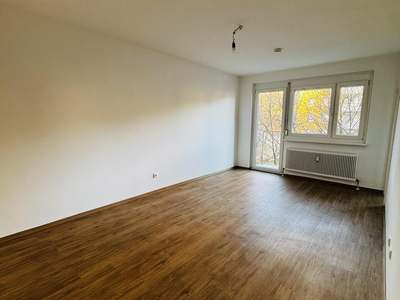 Graz - Straßganger Straße 206/17: SINGLE HIT mit Balkon!