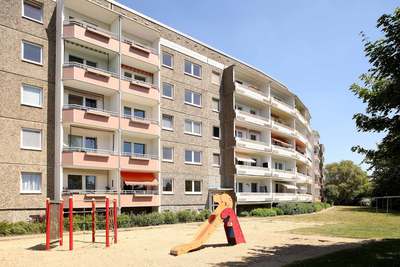 Ein-Raum-Wohnung mit gemütlicher Schlafnische! · 3. Etage · Genossenschaft · Genossenschaftsanteile: 640,00 € · Eintrittsgeld: 50,00 € · Verfügbarkeit: sofort