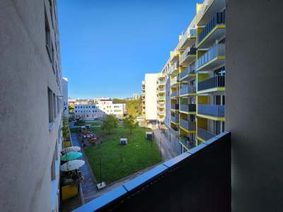 schöne 2 Zimmerwohnung mit Loggia