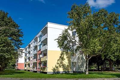 3 Zimmer mit Balkon, warten nur auf Sie... · frei ab 02.10.2026