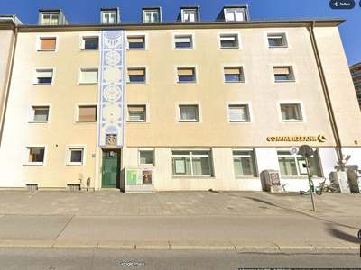 Modernisierte Altbau-Exklusivität auf 147 m²