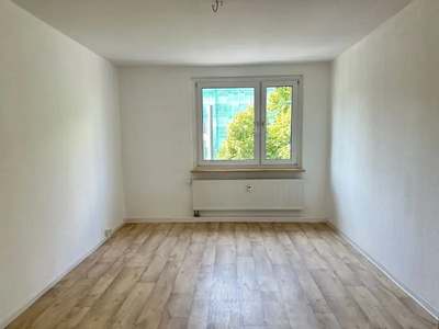 2-Raum-Wohnung mit Balkon im Zentrum · Dessau-Innenstadt/Mitte · Verfügbarkeit: sofort